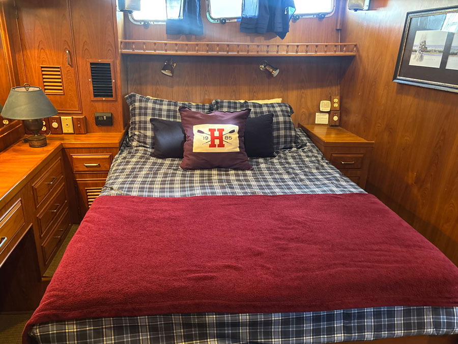 hullabaloo-2026-cabin-aft-1-web