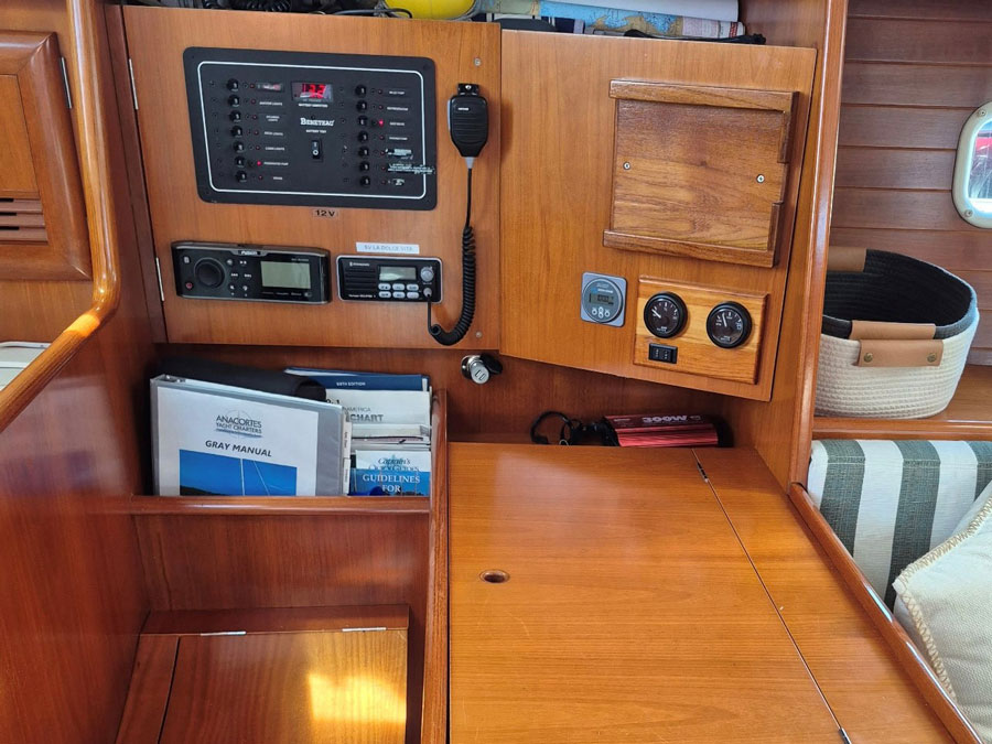 la-dolce-vita-nav-station-1-web