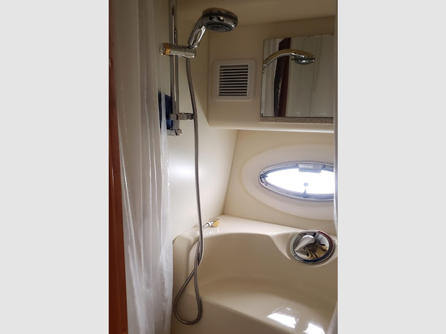 sea-of-memories-shower-1