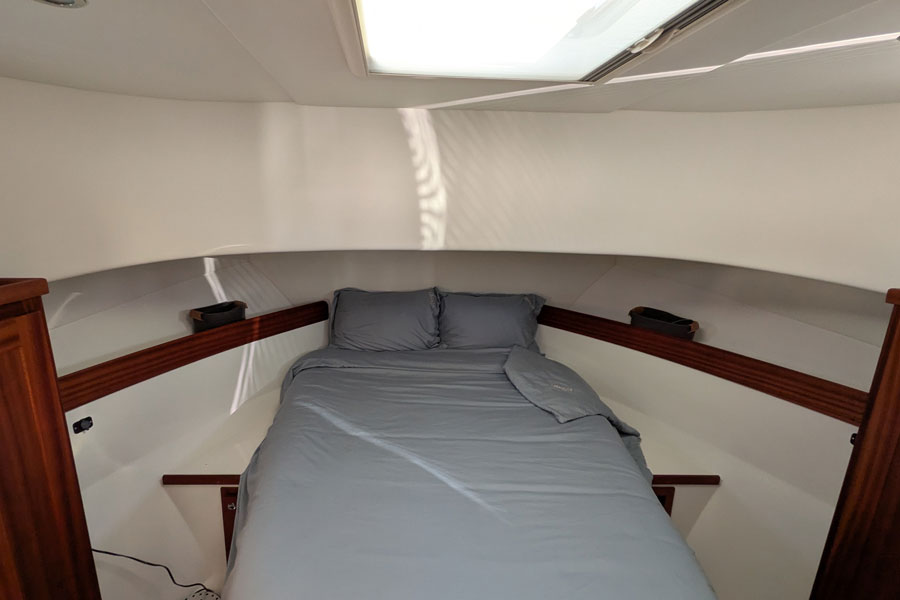 three-gs-cabin-vberth-2-web